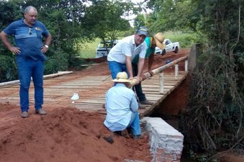 Prefeitura Municipal de Platina recupera Ponte na Água do Taquaral.